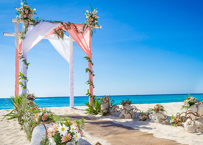 wedding-event-venue-florida-beach-wedding-theme 3 Easy Steps In Choosing The Right Event Venue events place
