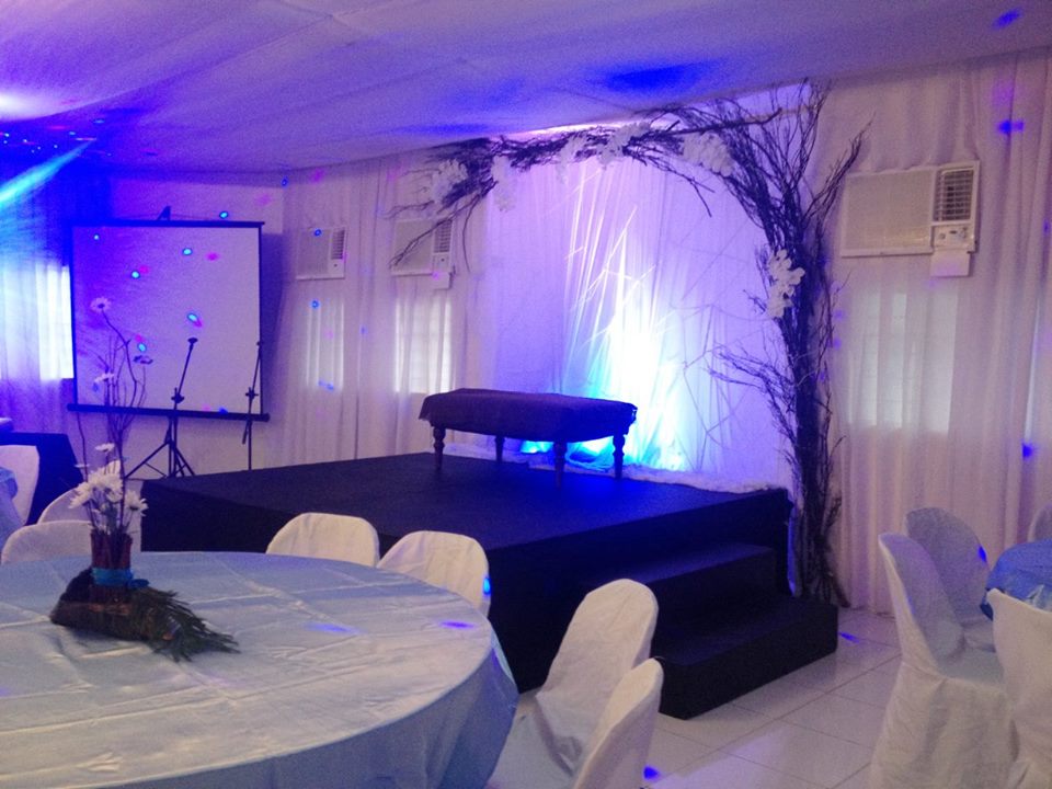 Clean white decoration of a function room events place